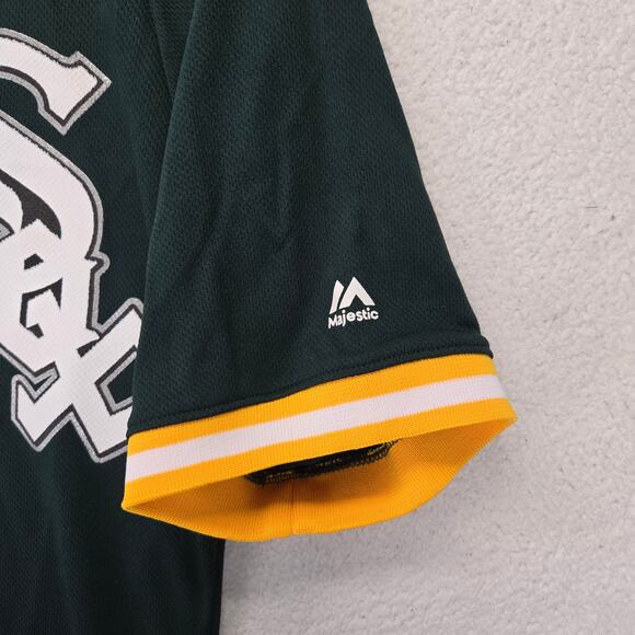 Chicago White Sox Jersey Mens Small Majestic Green V Neck Heat Transfer Logo - Picture 8 of 10